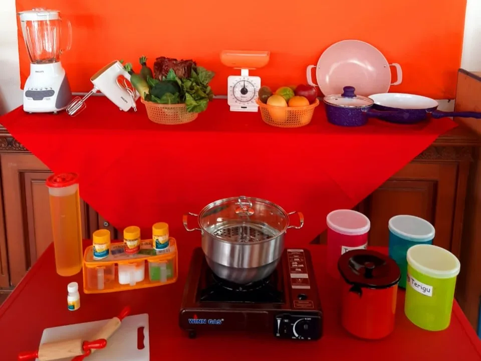 Peralatan untuk kelas memasak