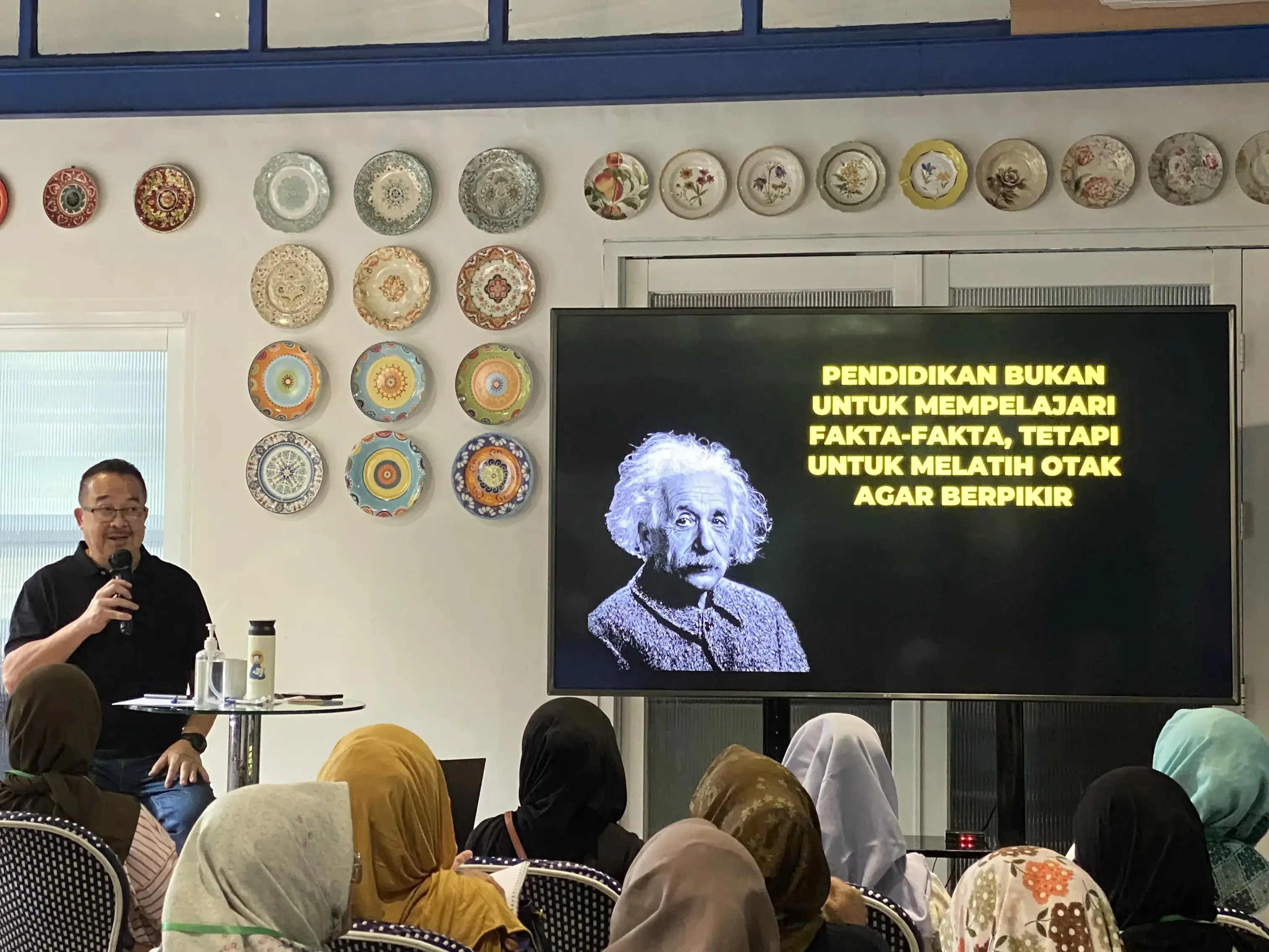 Sesi POMA bersama narasumber